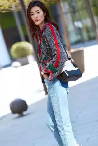 刘雯每月收入多少钱,刘雯收入2018排第几