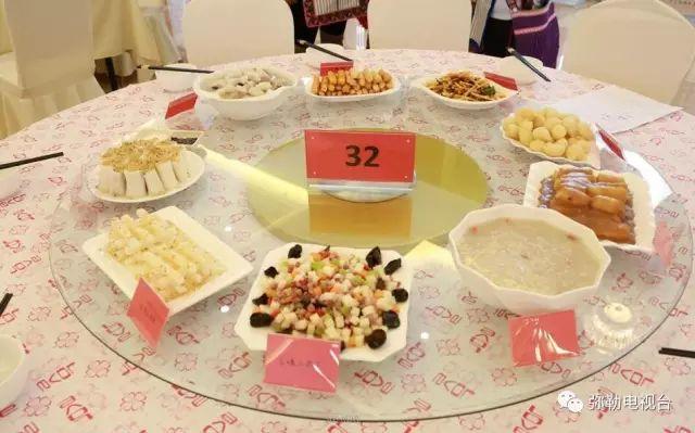 弥勒市旅游必去景点弥勒特色美食,云南弥勒美食百年老店