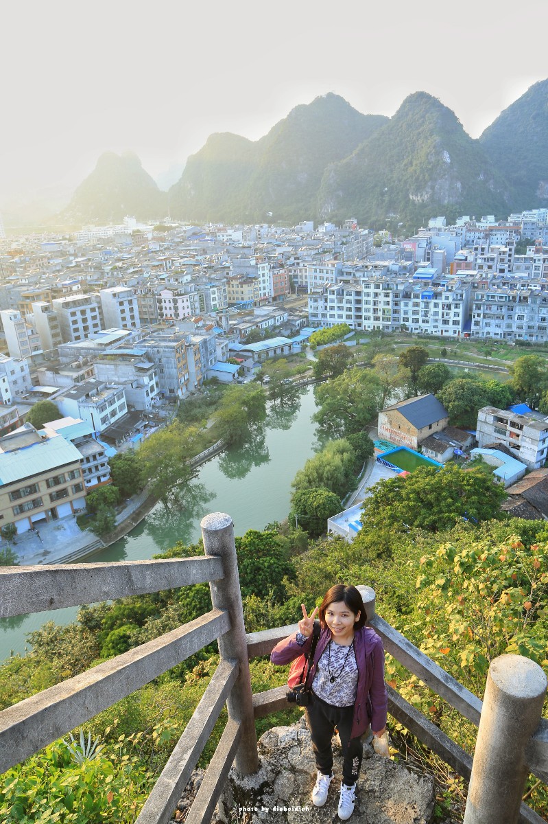 天等小记-登一座山爱一座城看一片天等日夕晨