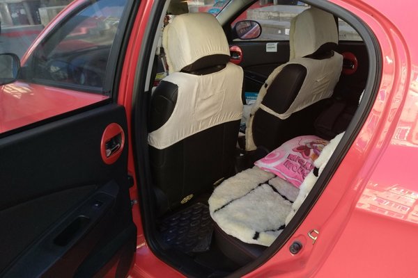 单亲家庭能不能买车,单亲妈妈到底该不该买车