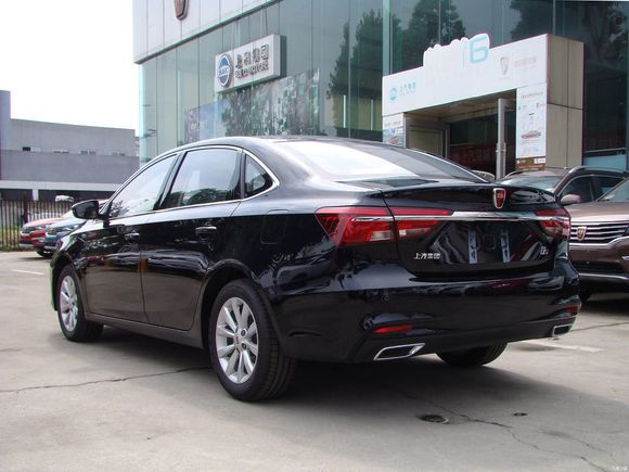 荣威i62020购买推荐,荣威i6底价