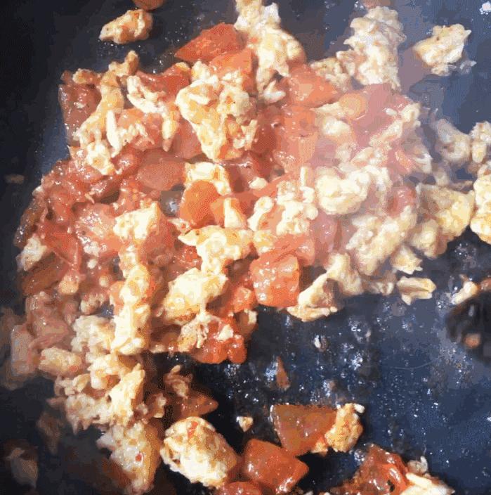 空腹不能吃圣女果吗,空腹吃西红柿后可以喝热水吗