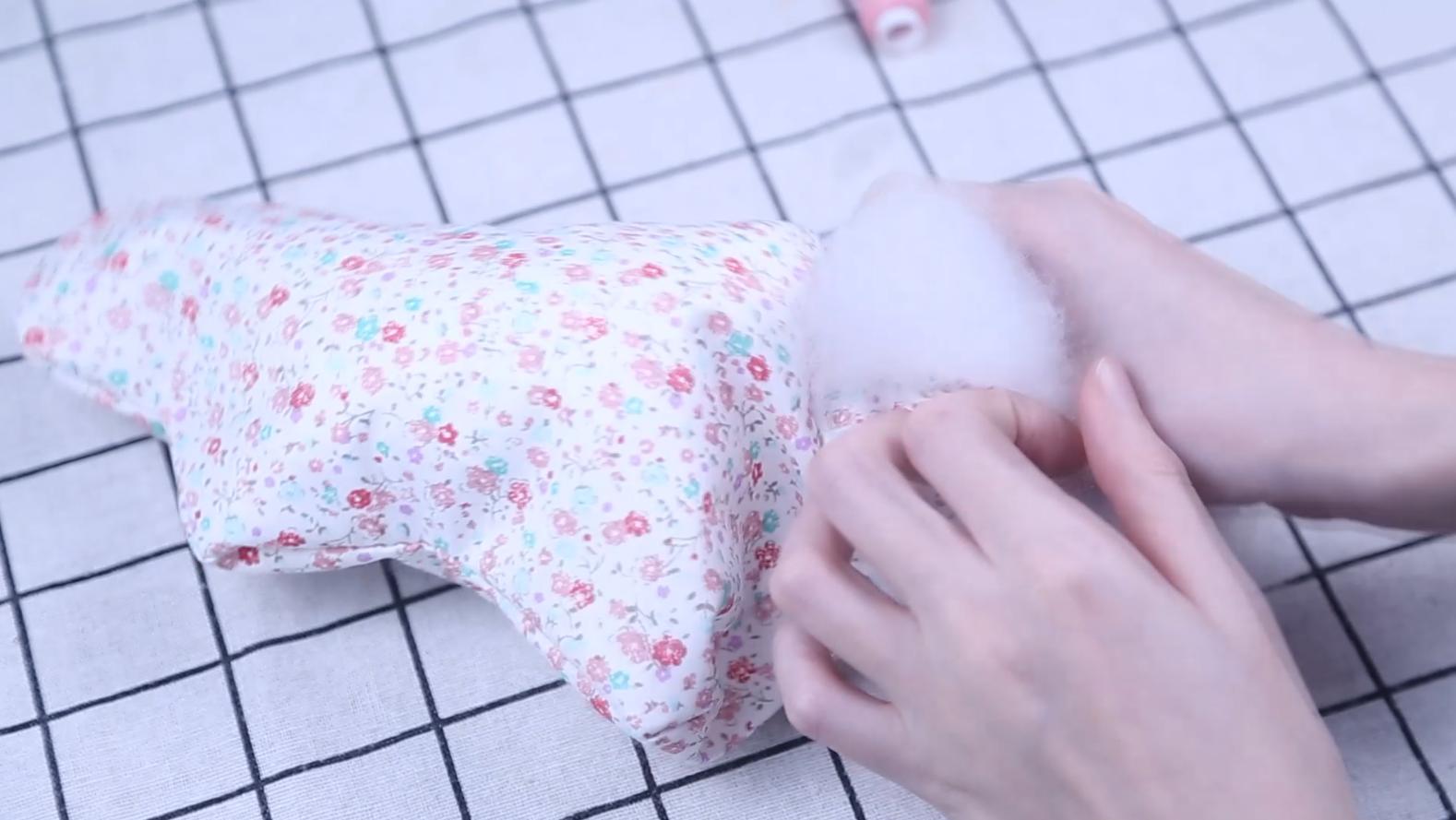 碎布条自制抱枕,碎布条填充抱枕