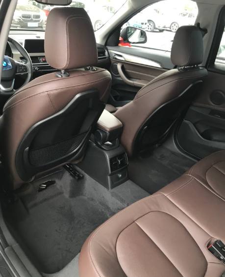 30万买宝马x1还是x2,30万买宝马x1还是奥迪a4好