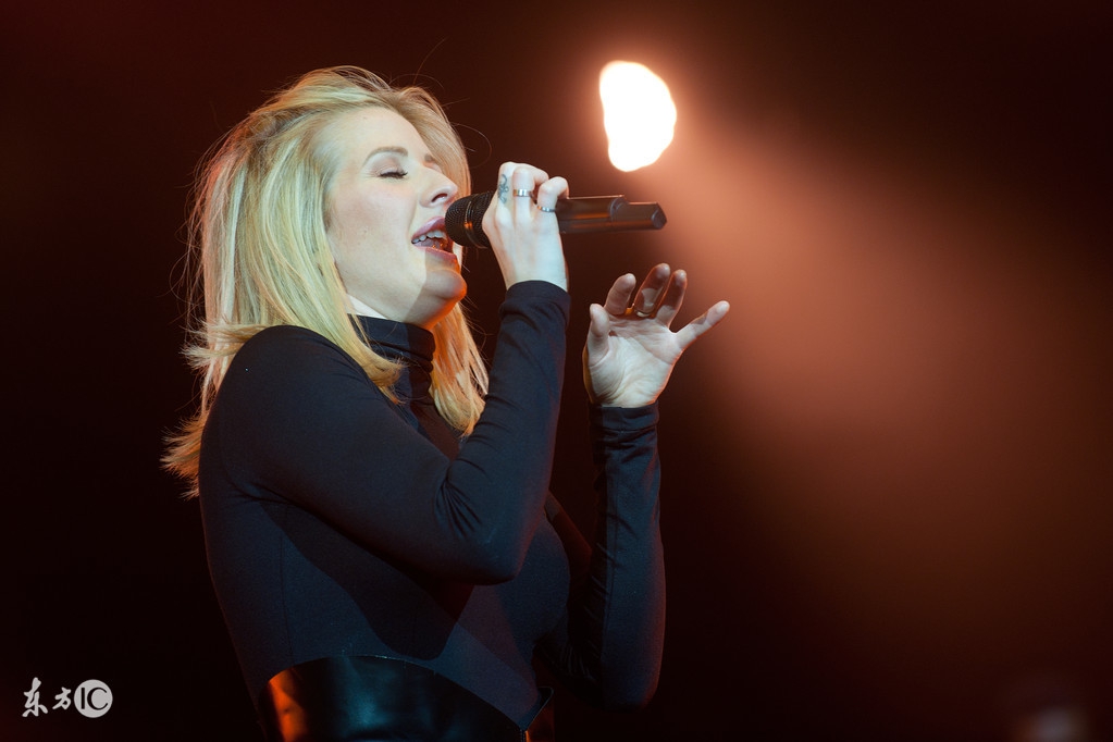 这个波兰人告诉我们可以这样把英语学好！