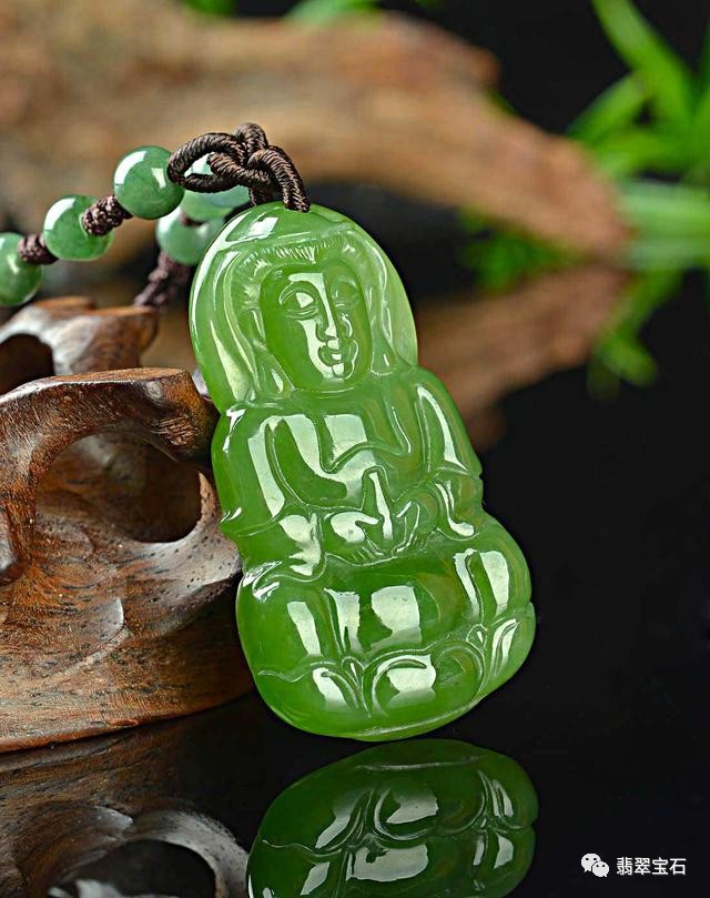 绿色的玉石除了翡翠还有什么,最接近翡翠的玉石