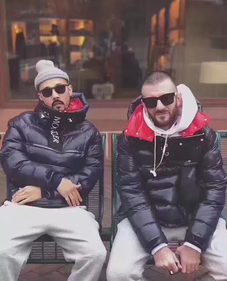 moncler羽皇经典款,moncler带你过奢华舒适冬天