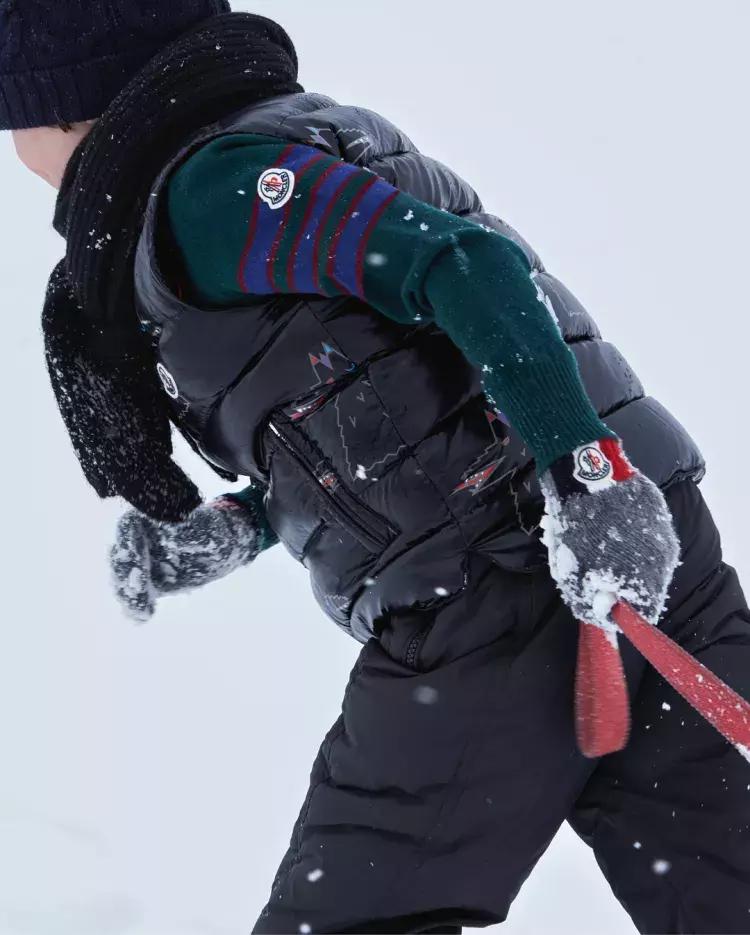 moncler羽皇经典款,moncler带你过奢华舒适冬天