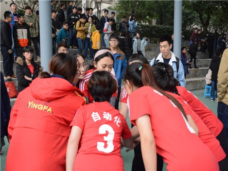 吴越同舟，患难与共——记自动化系VS通信与信息工程女子排球赛