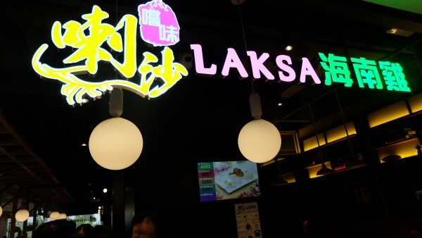 红翻天的小萌物带你激活圣诞季，还不快来瞧瞧？