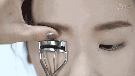 为什么你精心化的眼妆很显脏,化眼妆后总觉得磨得慌