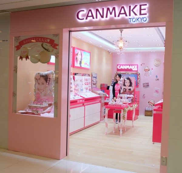 红翻天的小萌物带你激活圣诞季，还不快来瞧瞧？