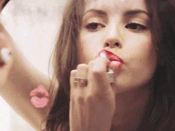 素颜涂一个口红就好看的女生,素颜涂哪个口红好看