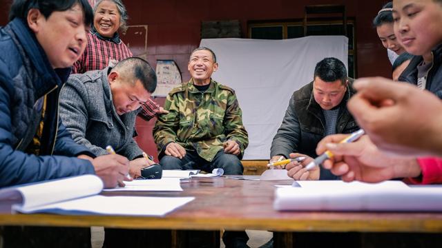 为什么超市蜂蜜那么便宜,超市买的蜂蜜为什么不结晶