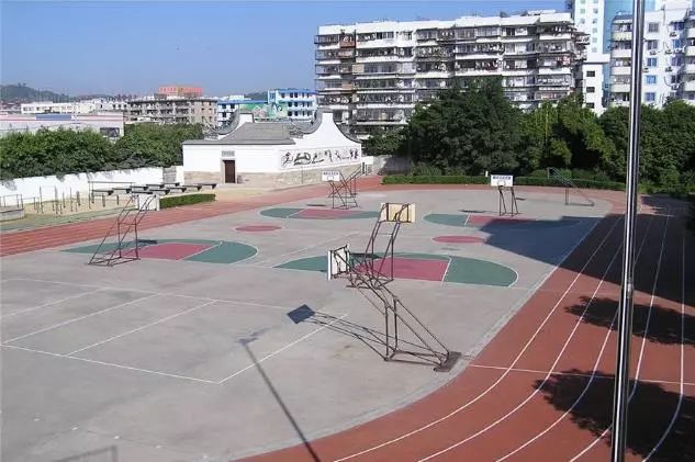 福州杨桥中学和桔园四中哪个好,福州杨桥中学好还是十八中好