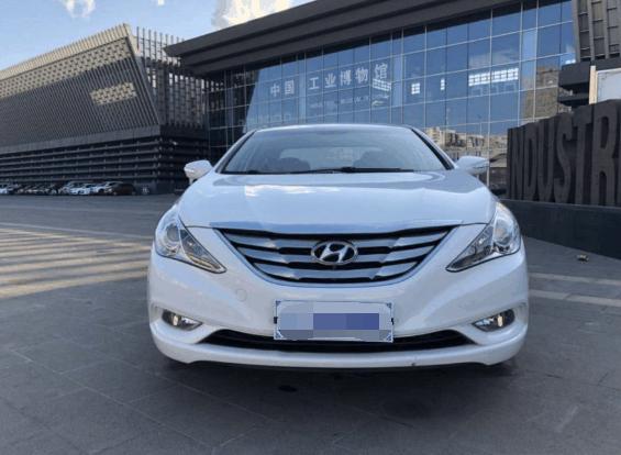 桂平二手车索纳塔八,现代索纳塔八代半二手车