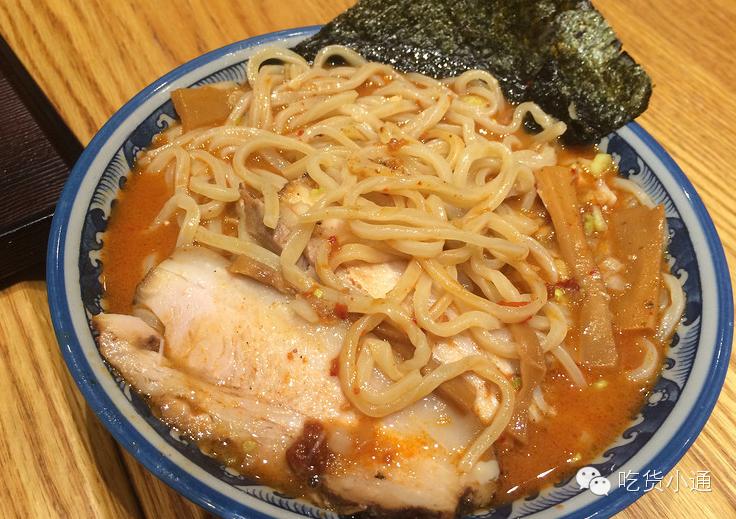 终于吃到了！排了1个小时队！王菲、梁朝伟，这里也去过