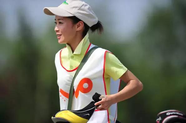 高尔夫球童年薪多少万,高尔夫球童最高收入