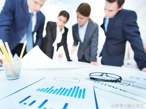 如何成为一名好猎头？在采访了300位猎头后，这是我的答案