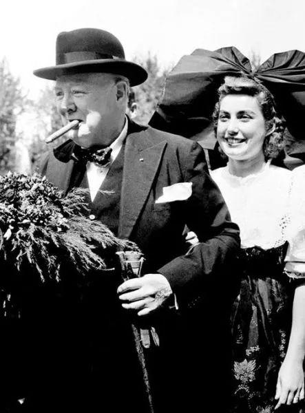 抽什么烟可以慢慢戒烟,叼着空烟斗戒烟