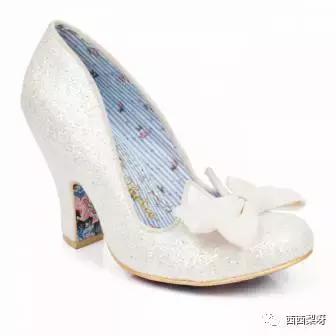 圣诞节一只口红怎么够！转给男朋友暗示一下他！口红我送你！