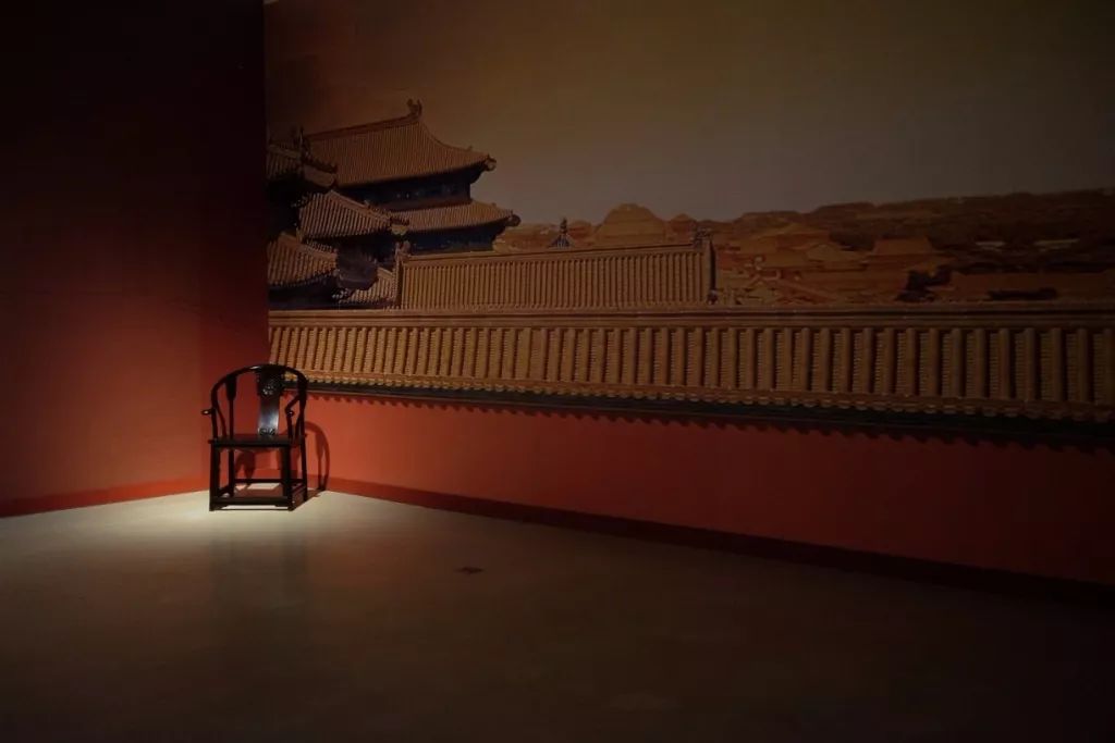 三个男人创下的百年基业，为何却被这个女人毁掉了？