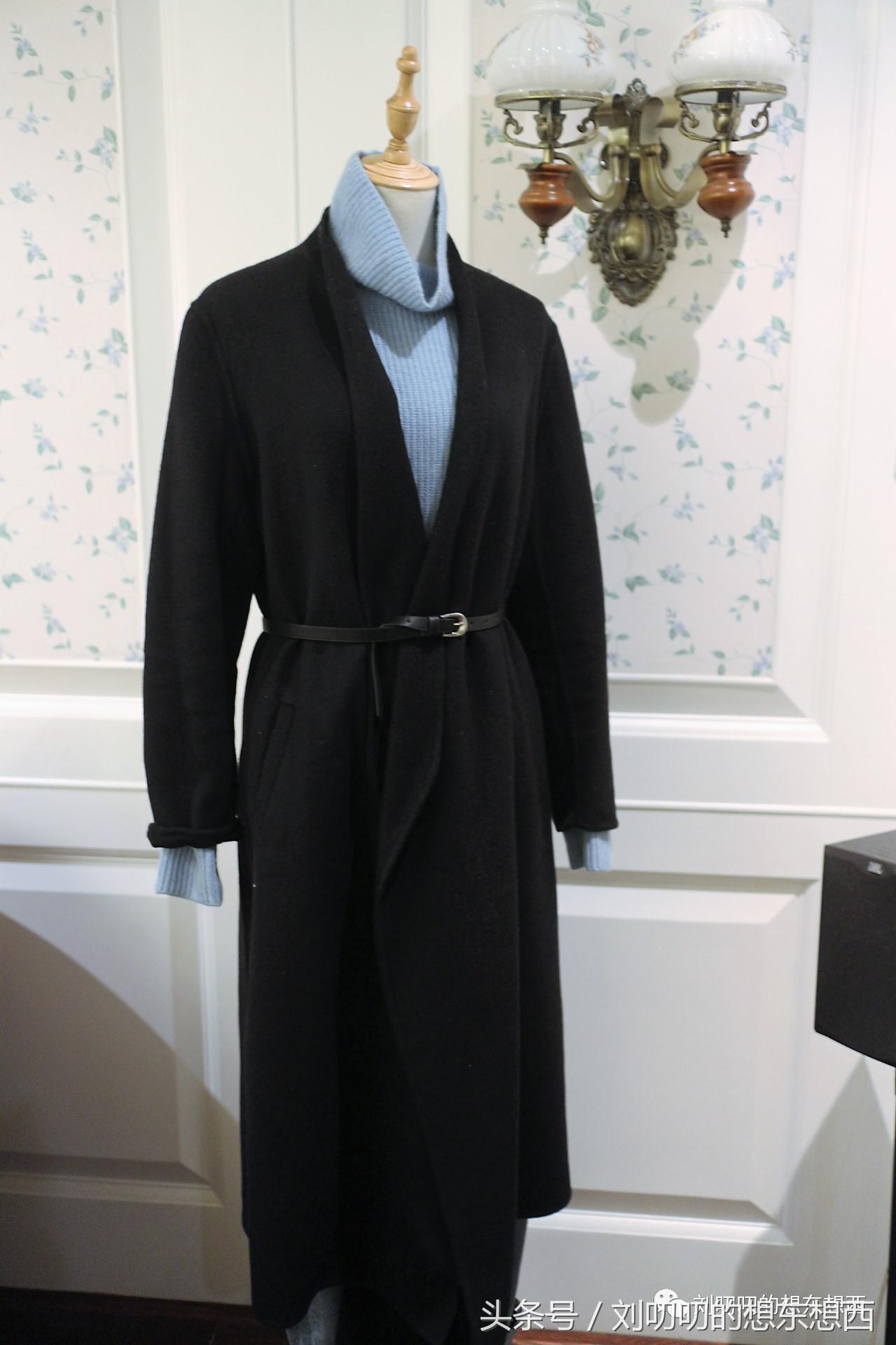 同色系look穿搭,黑白搭配永远的经典look