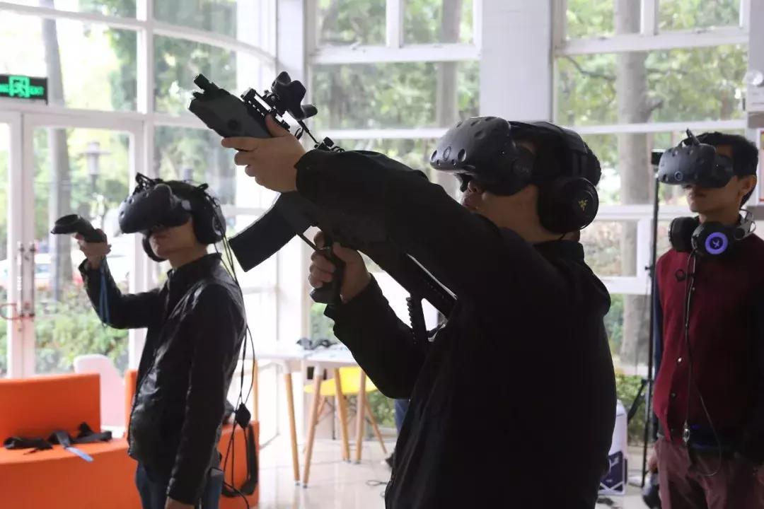 萤火工场深度参与iCAN，共同助力VR/AR行业发展