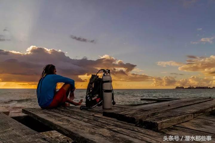 有什么能力可以当潜水教练,成为潜水教练的条件