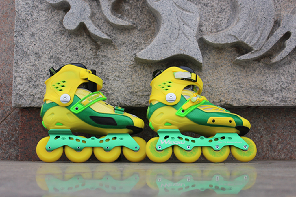 爱运动少年必备？纬球星动跃轮滑鞋：旋转腾挪，自在如风