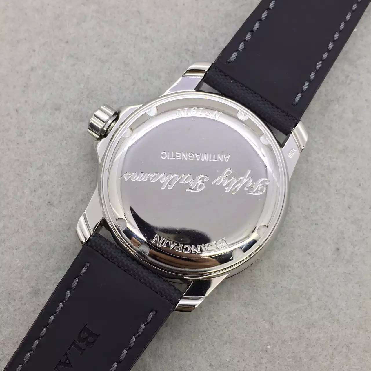 高端复刻表能看出来假的吗 (几百块的复刻表是真的吗)