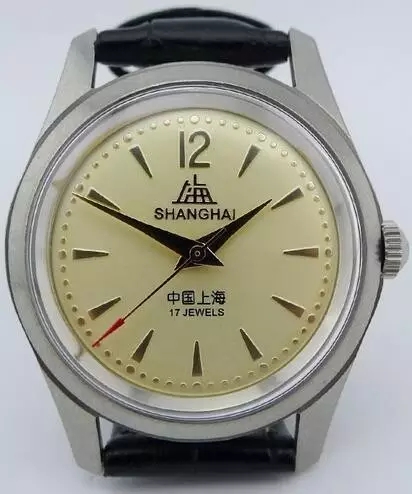 他能让钟表“起死回生”！对话全国劳模汤维新