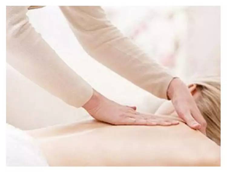 新妈妈手段疼怎么治疗,新妈妈产后恢复妙招大全