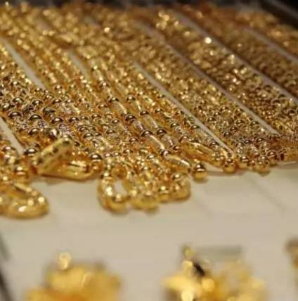 一夜之间，杭州姑娘账上突然多了一大笔资金！背后牵出惊人秘密……