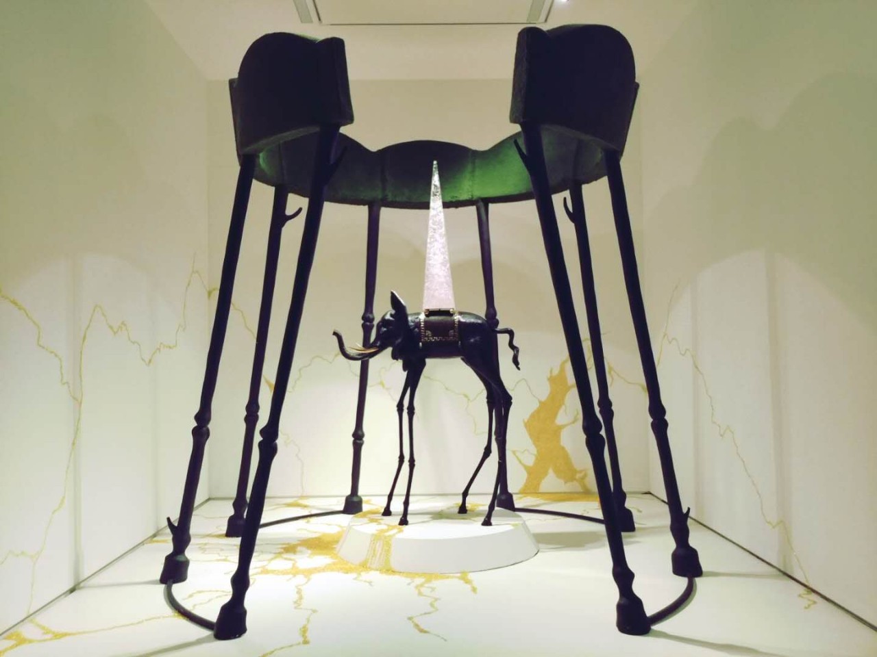 达利超现实沉浸艺术展,凤凰艺术建筑展