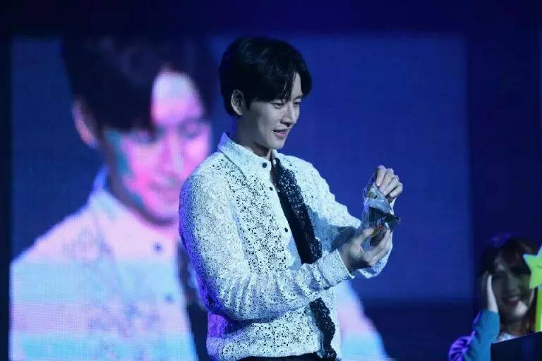 朴海镇欧巴花絮,朴海镇和欧巴聊天记录