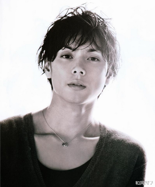 庆应义塾大学百科简介,早稻田大学和庆应义塾