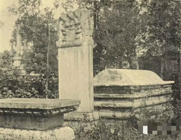 北京的*党**校里，藏着最美的天主教墓地