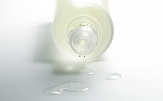 鐖借偆姘村寲濡嗘按绮惧崕娑茬殑鍖哄埆,鍖栧姘存槸鐖借偆姘磋繕鏄簿鍗庢恫