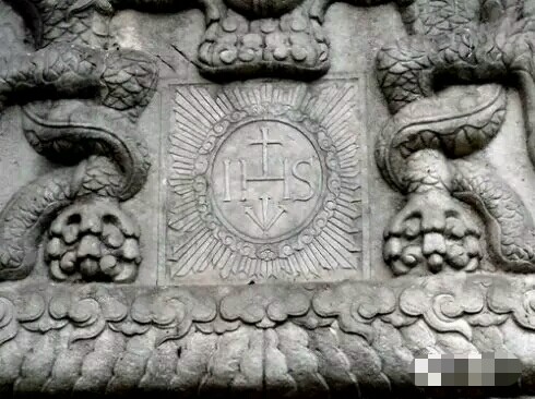 北京的*党**校里，藏着最美的天主教墓地