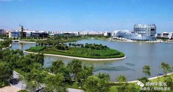 纺织专业排名第一的东华大学还有那些特色专业？将来就业怎么样？