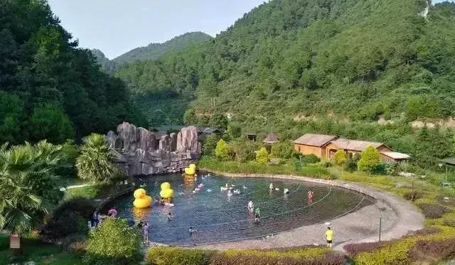 每逢佳节喜事多,每逢佳节喜事倍增