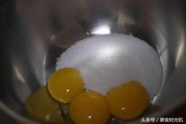 低糖网红豆乳盒子蛋糕 (营养丰富的豆乳盒子蛋糕)