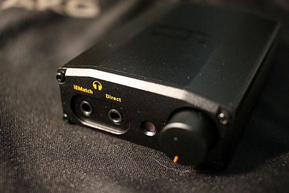 老初月谈 密码：iFI nano iDSD BL，轻松开启音乐之门