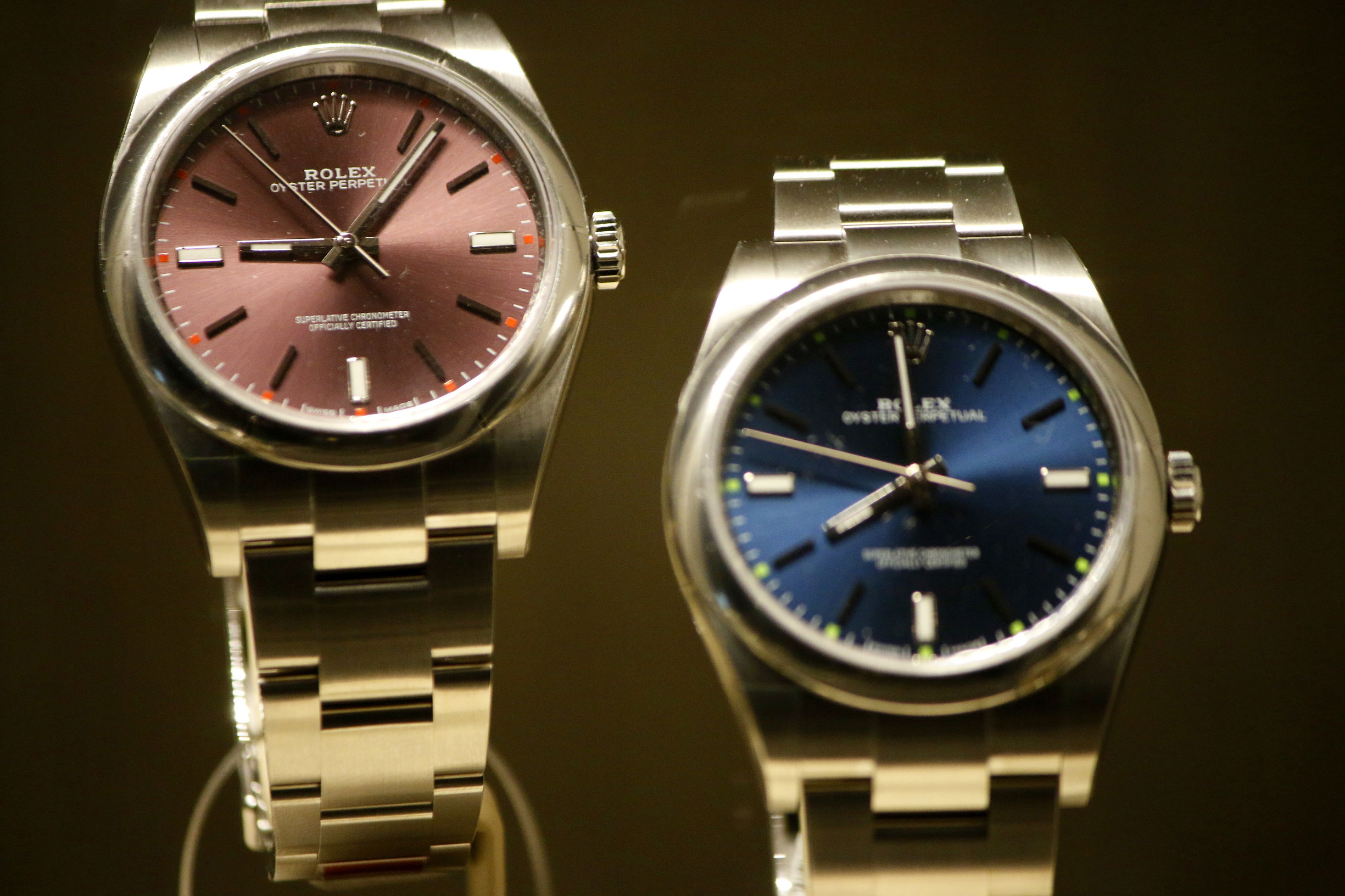 最值得购买的劳力士表是哪款啊,入门级积家跟入门级劳力士哪个好