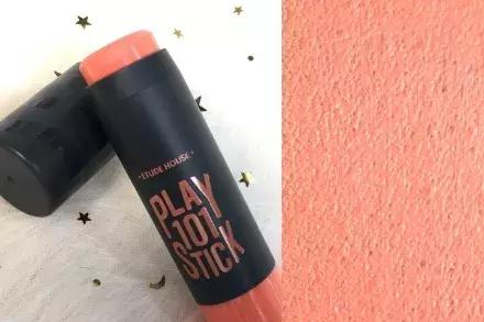 章子怡一身粉色系少女感满满,章子怡清爽有气质宛如18岁少女