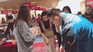 登顶NO.1！成都生活家“创纪录盛典”点燃元旦夜！