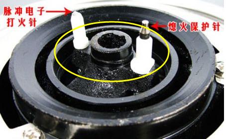 燃气灶自动熄火报警后打不着,燃气灶打不着火点着火一秒就熄火