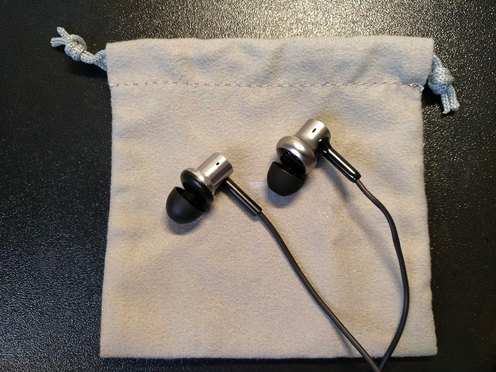 小米圈铁耳机pro发布,小米最好的耳机是圈铁耳机pro吗