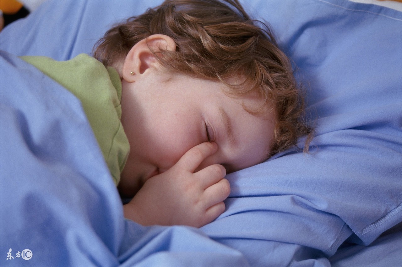 追尾延误导致4个月婴儿抢救无效，“杀人真凶”竟是棉被！